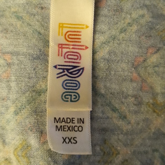 Lularoo Top - Picture 3 of 3